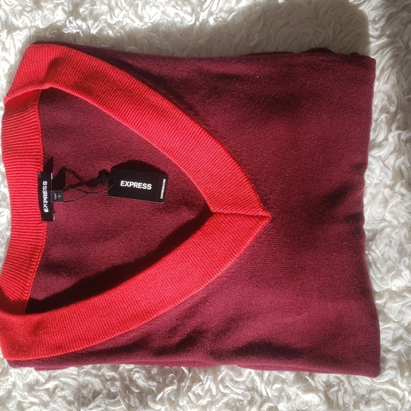 Express V Neck Pullover Sweater L Burgandy with Red Collar - Picture 2 of 7